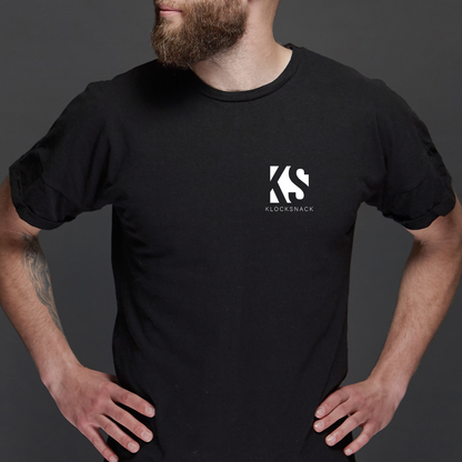 BLACK WEEK -25%: T-shirt med KS-tryck, svart